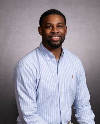 Photo of KaNeil Purifoy, clinician